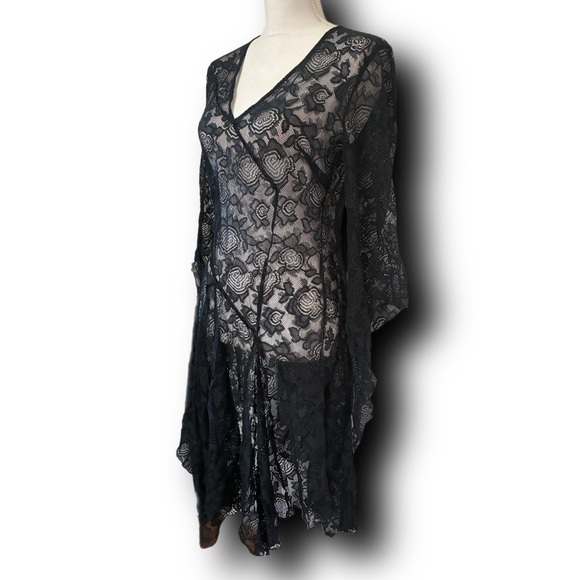 Vintage Express Black Lace Dress - Picture 2 of 4